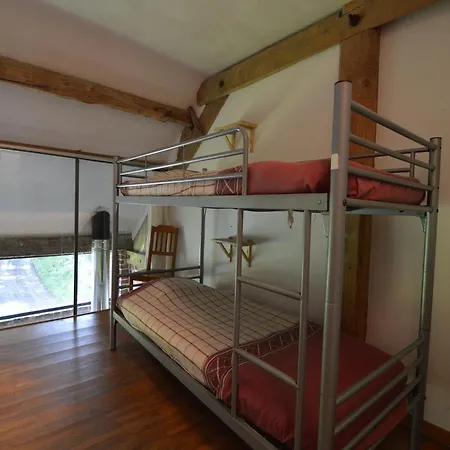 Casa de Férias For 24 Guests Teuven